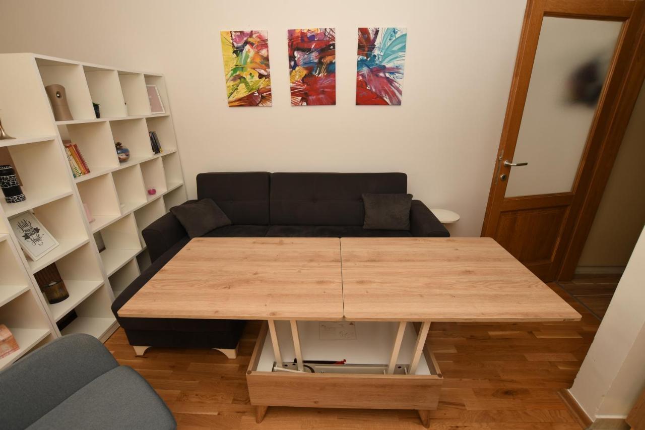 Sky Way Studio Apartment 사라예보 외부 사진