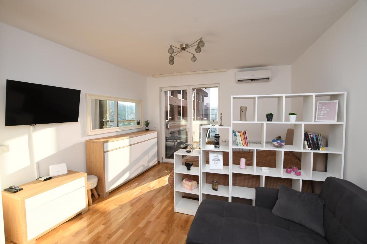 Sky Way Studio Apartment 사라예보 외부 사진